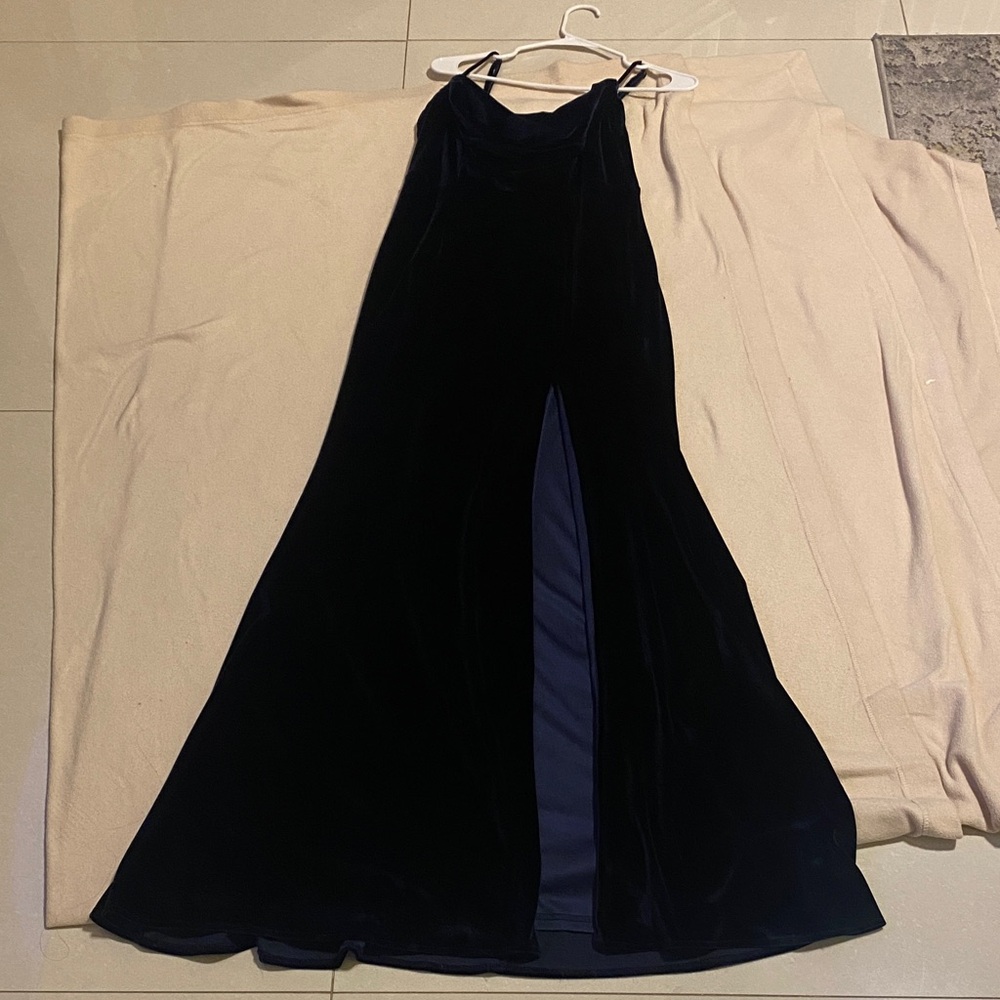 Lulu's Elegant Black Velvet Dress